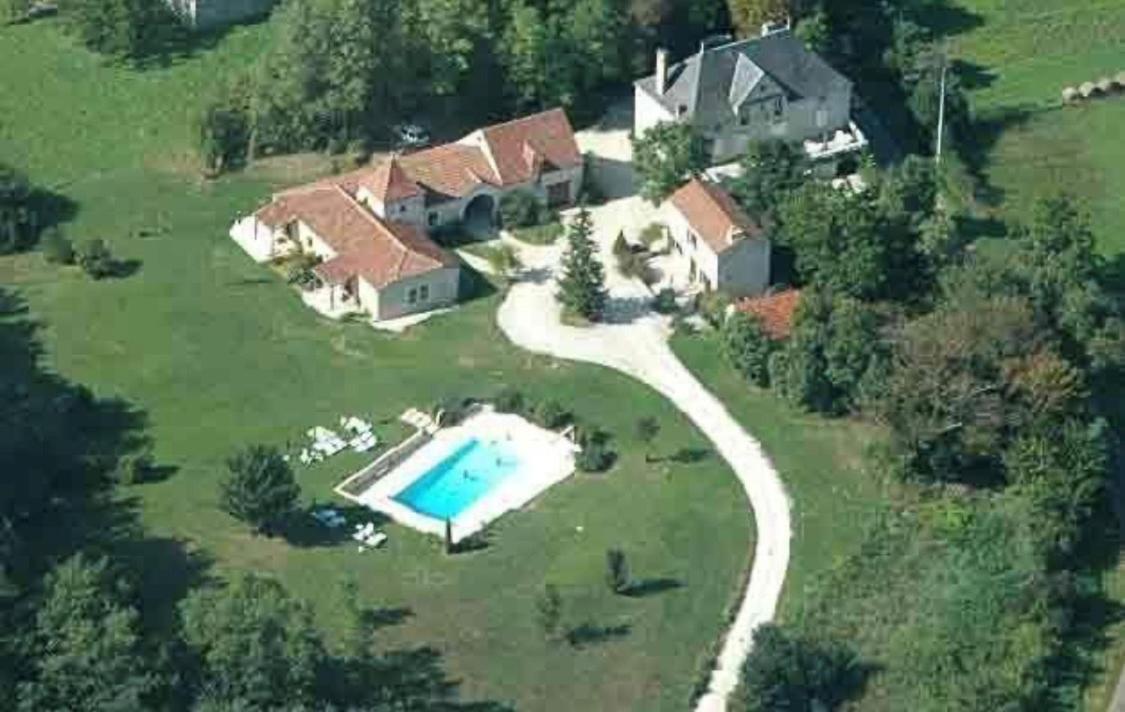 Domaine La Cabane Dégagnac Exterior photo